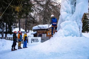 Initiation à l'escalade sur glace - Tour de glace
