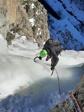 Cascade de glace - Bureau des Guides & Accompagnateurs