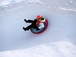 Snowtubing, glisse en bouées