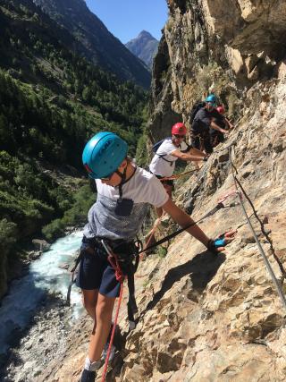 Escalade et Via Ferrata - Bureau des Guides et Accompagnateurs des 2 Alpes