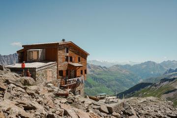 Les Lanchettes vers le Refuge Robert Blanc