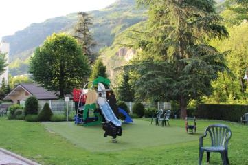 Aire de jeux du parc des Thermes