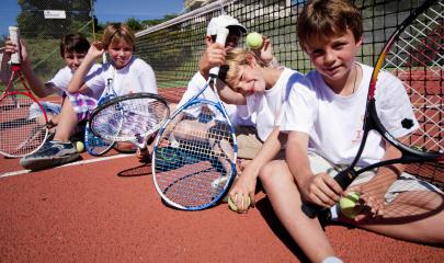 Tennis 4-6 ans (violet) : stage