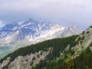 Itinéraire pédestre la Tour du Merle (col en aval)