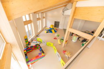 Aire de jeux couverte enfant - AgorAlp