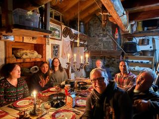Sortie en traîneau avec les rennes & fondue savoyarde en chalet d'alpage.