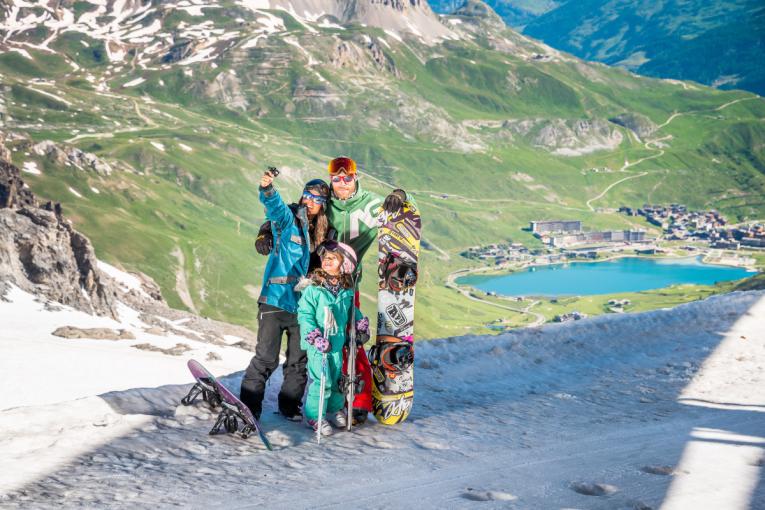 3 stations françaises où skier en été   