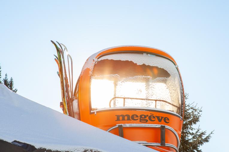 Émilie In Paris à Megève : une escapade montagnarde à découvrir 