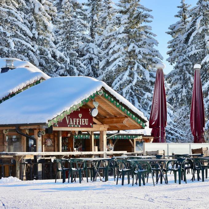 Où bien manger à Morzine en hiver ? Le guide gourmand pour se régaler après le ski