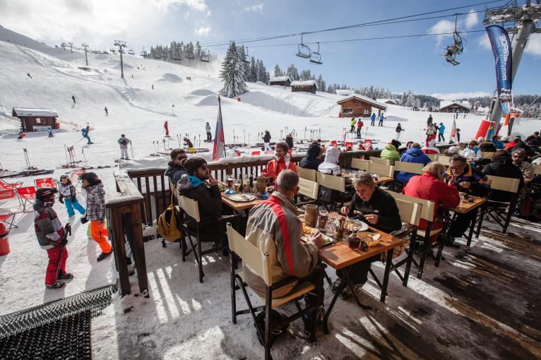 Où bien manger à Morzine en hiver ? Le guide gourmand pour se régaler après le ski