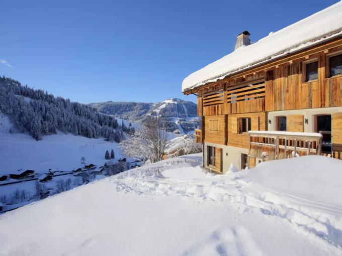 Pourquoi choisir un chalet pour ses vacances d’hiver à la montagne ?