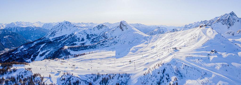 Prolongez l’hiver : 5 stations idéales pour le ski de printemps