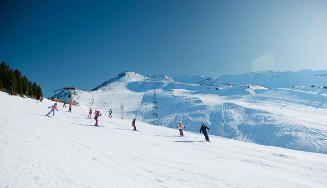 Ski dans les Aravis : trois stations, trois expériences