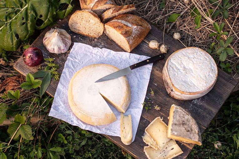 Ski dans les Aravis : trois stations, trois expériences