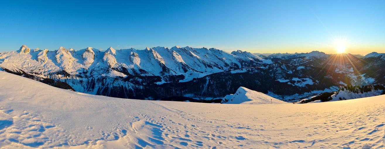 Ski dans les Aravis : trois stations, trois expériences