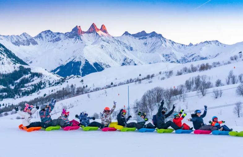 Ski en famille sous le soleil des Sybelles