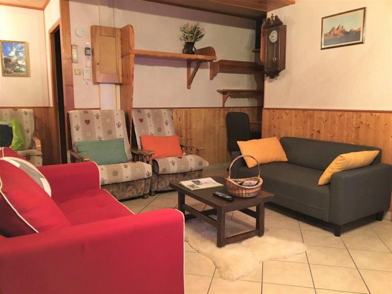 Rent in ski resort 4 room triplex chalet 8 people - Chalet l'Agnelin - Albiez Montrond - Living room