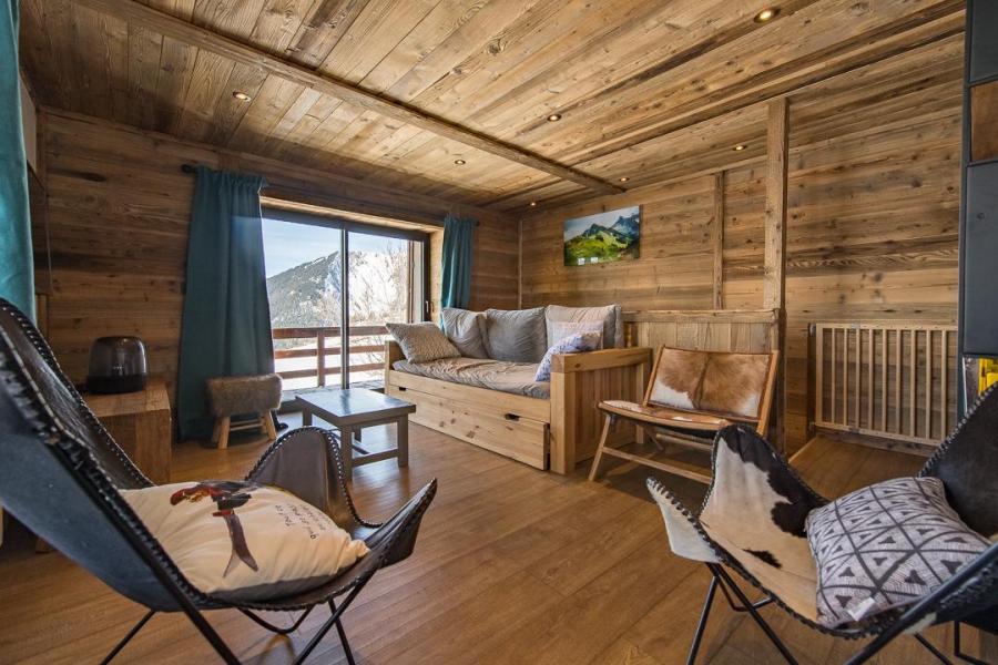 Rent in ski resort 5 room triplex chalet 8 people ( MAZOT) - Chalet le Mazot - Albiez Montrond - Living room