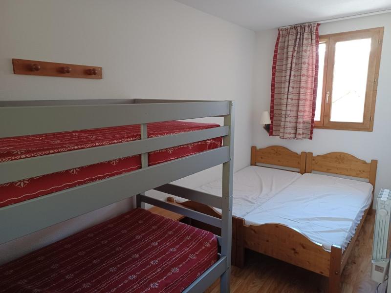 Rent in ski resort 2 room apartment 4 people (A101) - Le Hameau des Aiguilles - Albiez Montrond