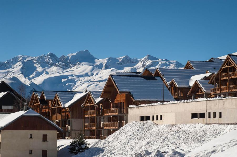 Skiverleih Les Chalets du Hameau des Aiguilles - Albiez Montrond - Draußen im Winter