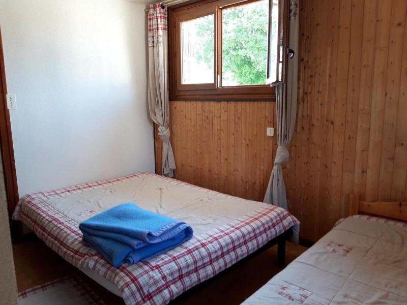 Rent in ski resort 2 room apartment 5 people (2) - Résidence l'Ancolie - Albiez Montrond - Bedroom