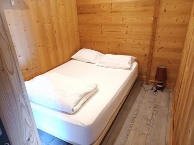Rent in ski resort 2 room apartment sleeping corner 6 people (D204) - Le Hameau des Aiguilles - Albiez Montrond - Bedroom