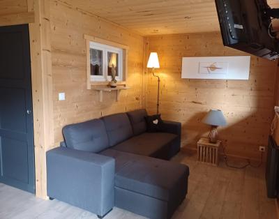 Rent in ski resort 2 room apartment sleeping corner 6 people (D204) - Le Hameau des Aiguilles - Albiez Montrond - Living room