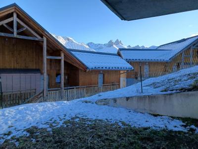 Rent in ski resort Studio sleeping corner 4 people (C302) - Le Hameau des Aiguilles - Albiez Montrond - Winter outside