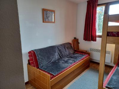 Rent in ski resort 2 room apartment 5 people (G103) - Le Hameau des Aiguilles - Albiez Montrond
