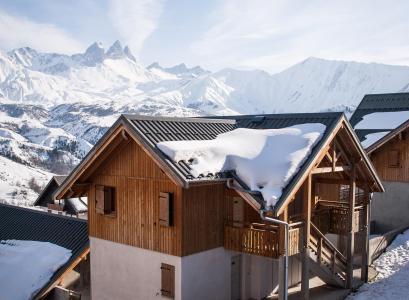 Аренда на лыжном курорте Les Chalets du Hameau des Aiguilles - Albiez Montrond - зимой под открытым небом