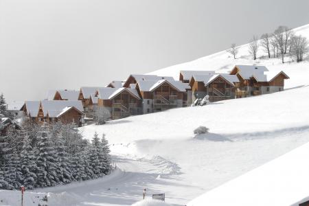 Vacanze in montagna Résidence le Hameau des Aiguilles - Albiez Montrond - Esteriore inverno