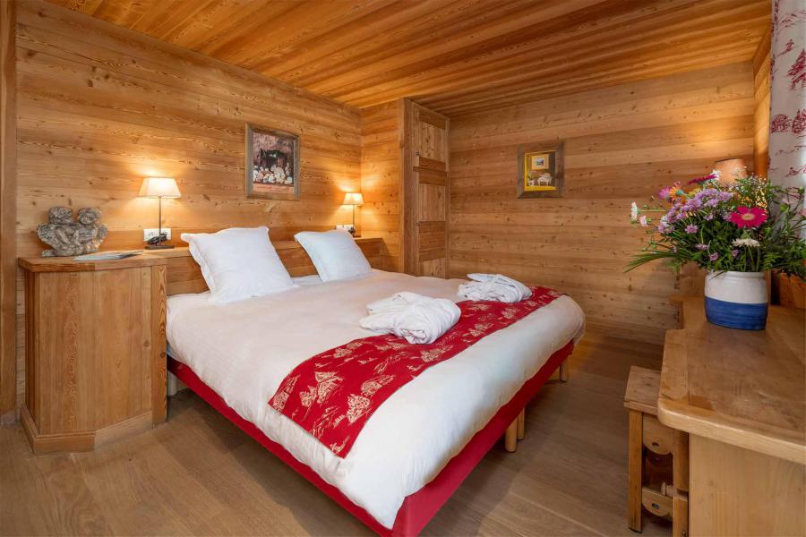 Rent in ski resort Chalet Ecureuil - Alpe d'Huez - Bedroom