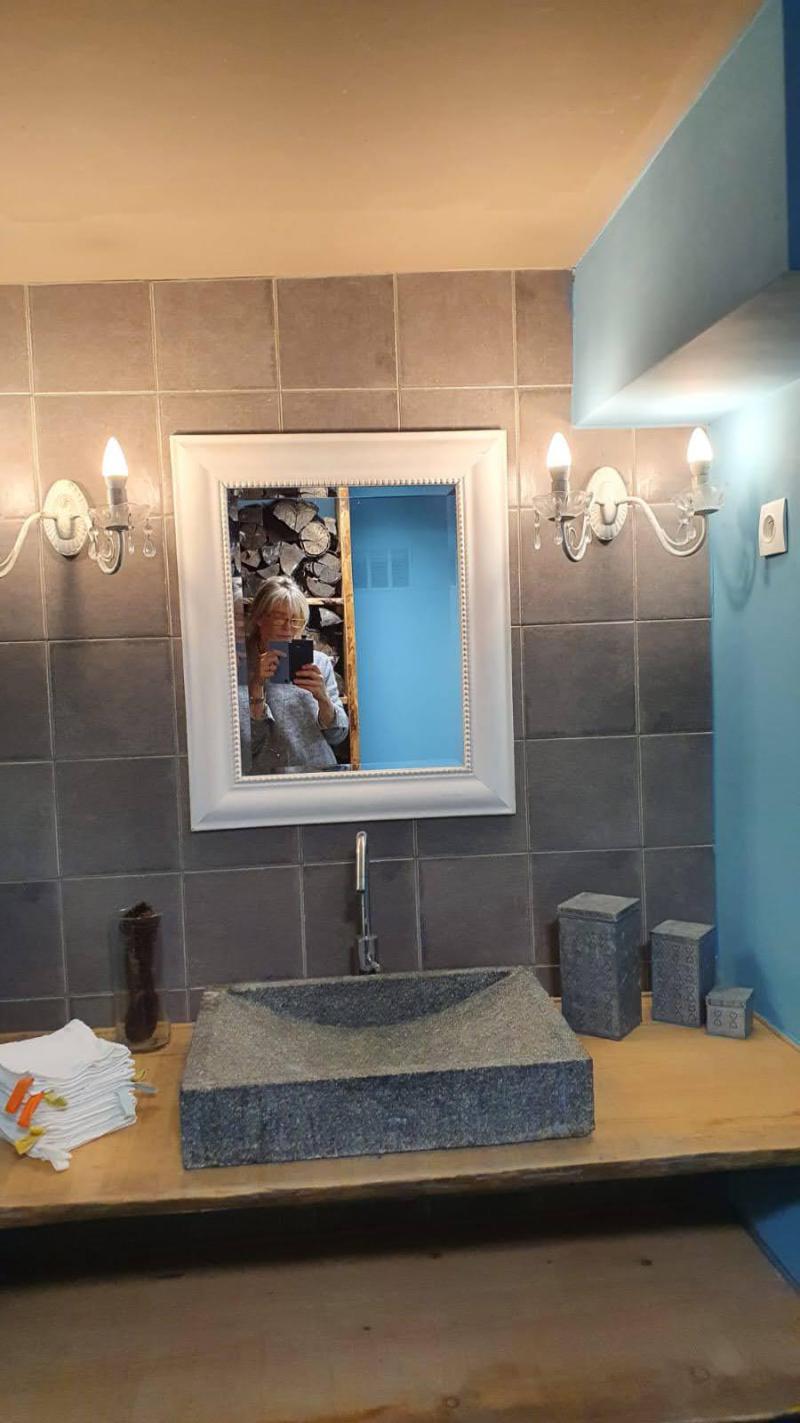 Location au ski Chalet le Vieux Logis - Alpe d'Huez - Lavabo