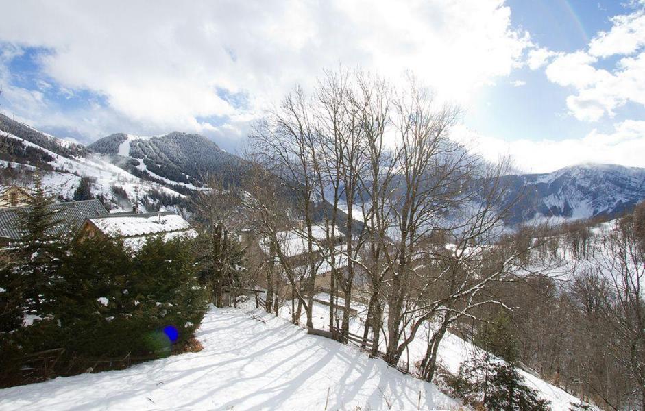 Holiday in mountain resort Chalet Nuance de Bleu - Alpe d'Huez - Winter outside