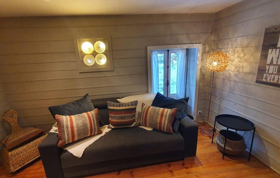 Rent in ski resort 9 room chalet 15 people - Chalet Vieux Logis - Alpe d'Huez - Living room