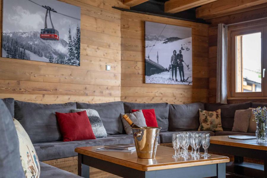 Rent in ski resort Chalet Woodpecker - Alpe d'Huez - Living area