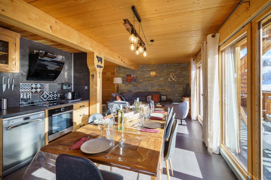 Rent in ski resort 5 room triplex chalet 8 people (Friandise) - Chalets Les Balcons du Golf - Alpe d'Huez - Kitchen