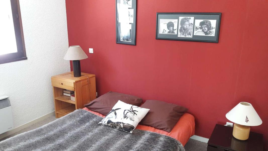 Rent in ski resort 2 room apartment 6 people (E2) - D'ARTAGNAN - Alpe d'Huez - Bedroom