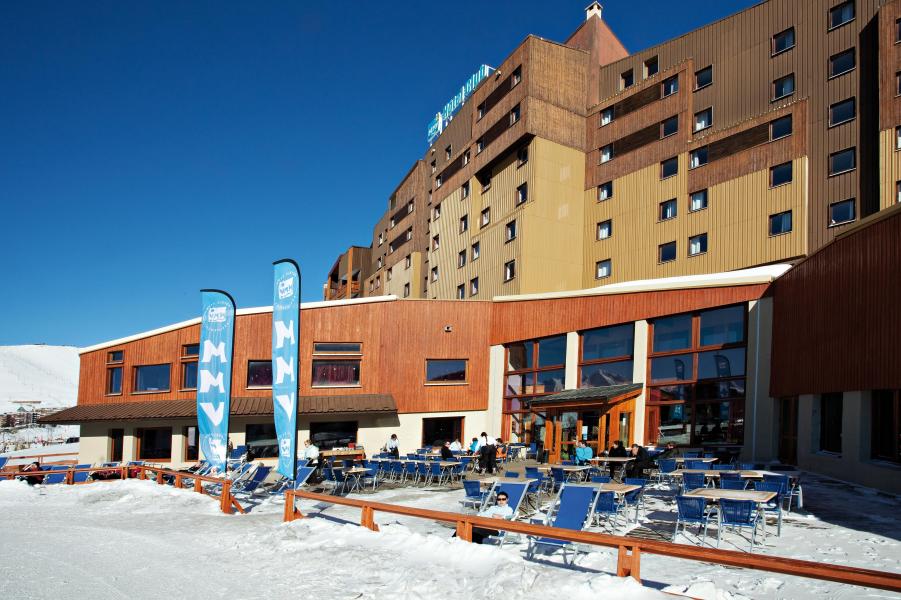 Ski verhuur Hôtel Club MMV les Bergers - Alpe d'Huez - Buiten winter