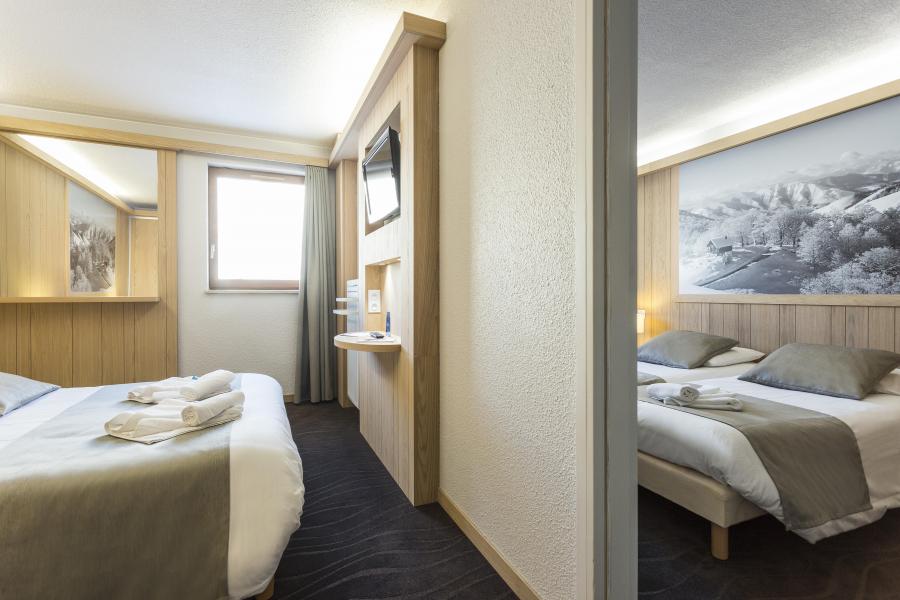 Rent in ski resort Hôtel Club MMV les Bergers - Alpe d'Huez - Bedroom