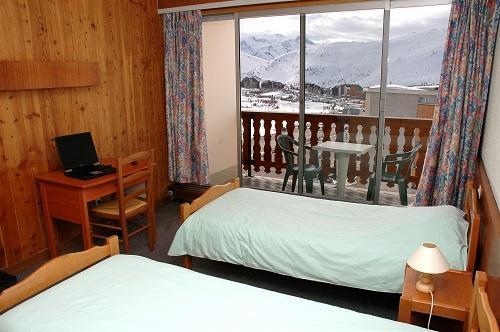 Аренда на лыжном курорте Hôtel Eliova le Chaix - Alpe d'Huez - Комната