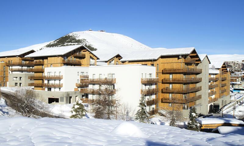 Vacances en montagne La Résidence Prestige l'Éclose - Alpe d'Huez - Extérieur hiver