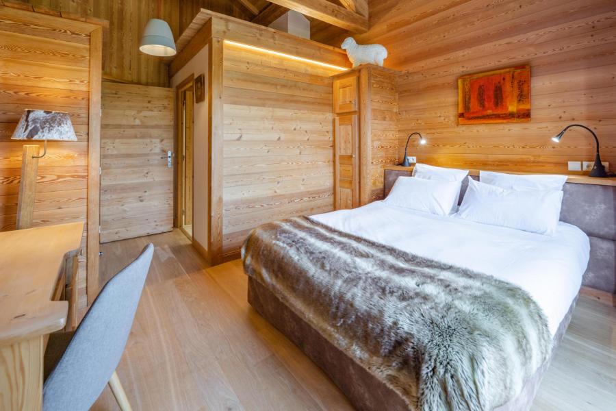 Rent in ski resort 8 room chalet 14 people - Le Chalet Bouquetin - Alpe d'Huez - Bedroom