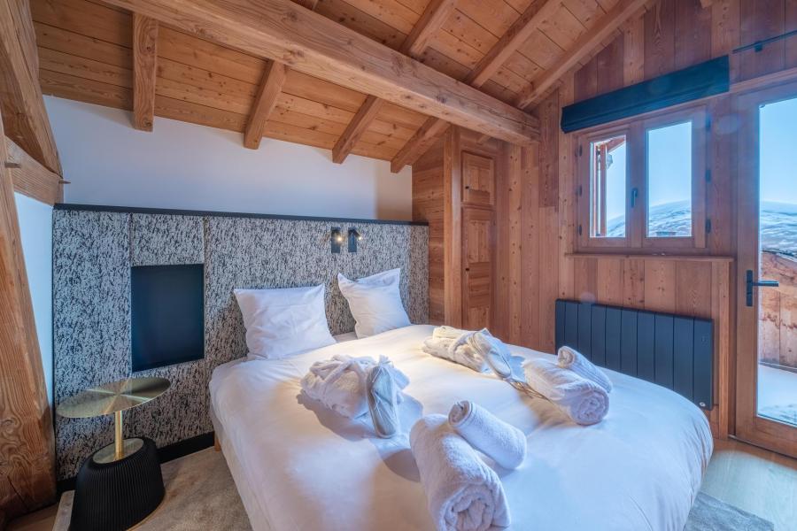 Rent in ski resort 7 room chalet 12 people - Le Chalet Ecureuil - Alpe d'Huez - Bedroom