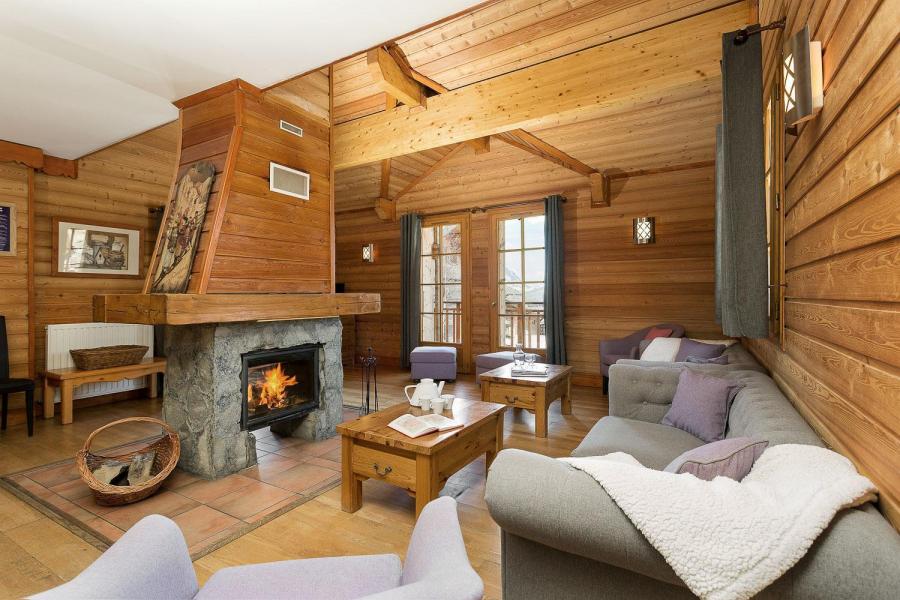 Rent in ski resort Les Chalets de l'Altiport - Alpe d'Huez - Living room