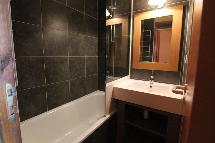 Location au ski Studio coin montagne 4 personnes (305) - Résidence l'Ours Blanc - Alpe d'Huez - Salle de bain