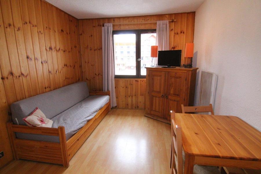 Rent in ski resort Studio 4 people (H4) - Résidence la Ménandière - Alpe d'Huez - Living room