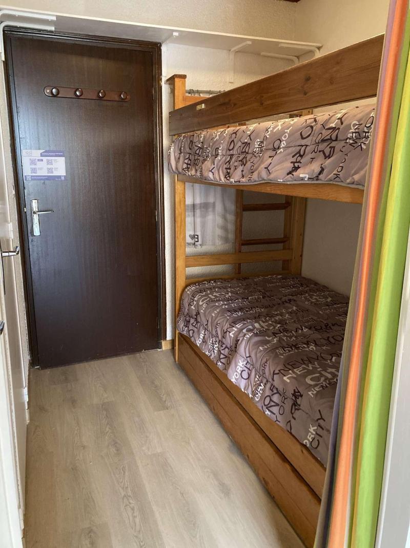 Rent in ski resort Studio 4 people (122) - Résidence la Paillotte - Alpe d'Huez - Bunk beds