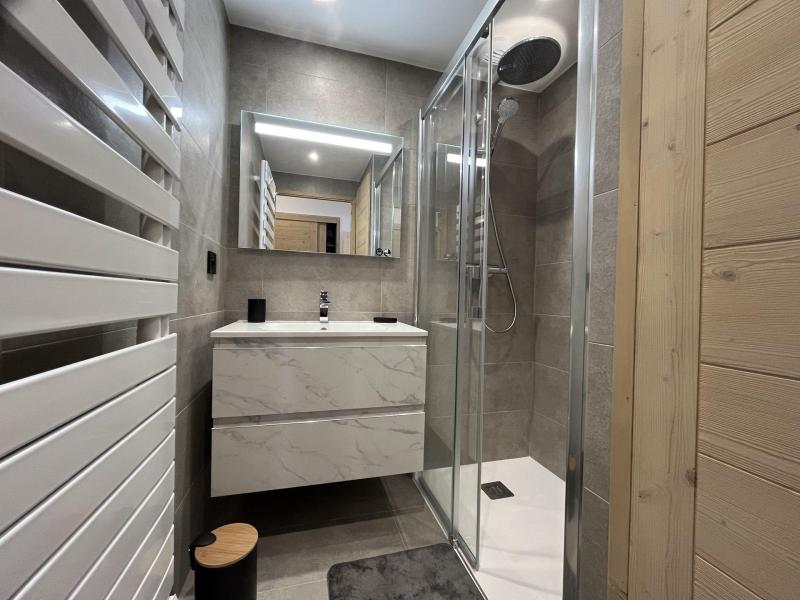 Alquiler al esquí Apartamento 2 piezas cabina para 4 personas (C24) - Résidence Phoenix C - Alpe d'Huez - Cuarto de ducha