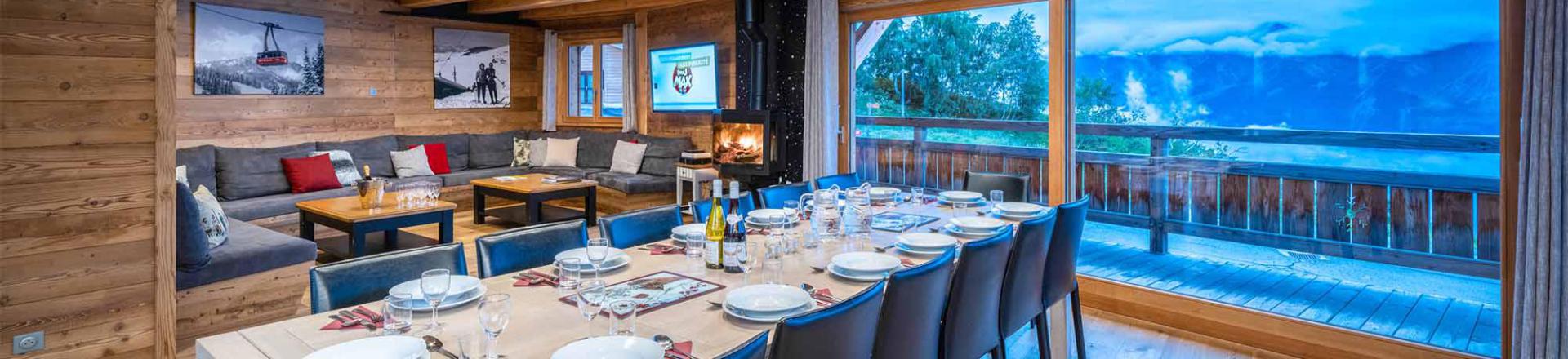 Rent in ski resort Chalet Woodpecker - Alpe d'Huez - Dining area